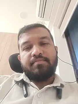 Snapshot of VJ17 chatting on July 1, 2026, 5:42 am VJ17 online show from July 1, 2026, 5:42 am
