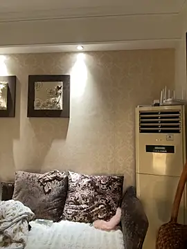 Manson13333 online show from October 27, 2025, 5:17 pm