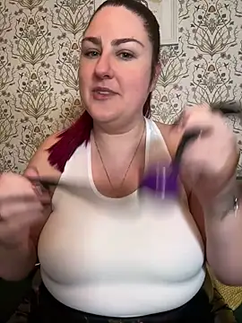 Snapshot of Lacey-BBW chatting on October 10, 2025, 10:42 pm Lacey-BBW online show from October 10, 2025, 10:42 pm