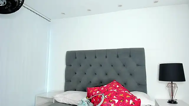 VictoriaParkeer online show from April 9, 2026, 11:15 am