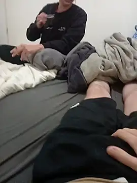 Couplefrsex online show from October 17, 2025, 8:22 pm