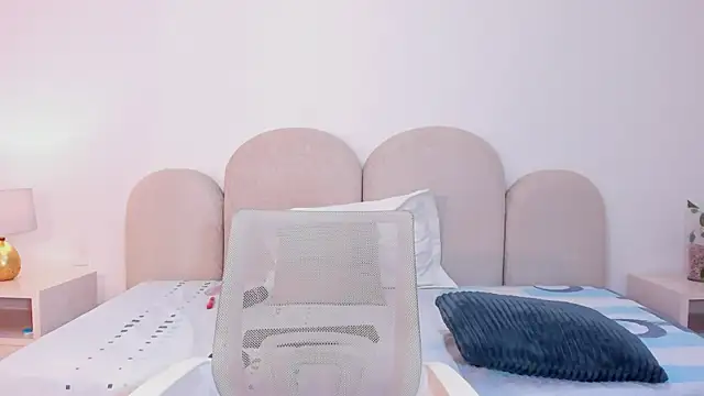 najwa   online show from December 4, 2025, 3:49 am