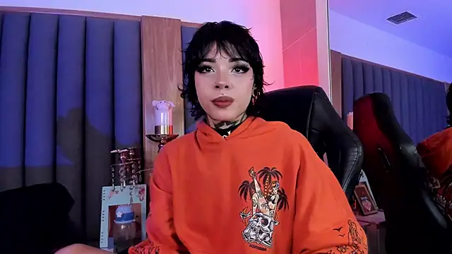 misstomie  online show from February 25, 2026, 5:11 pm