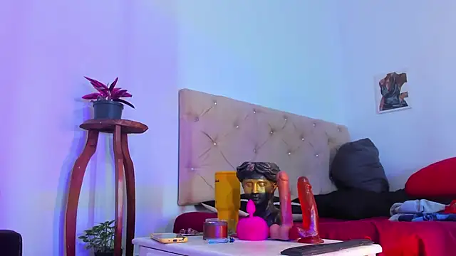 Snapshot of _Tarekk_ chatting on September 23, 2025, 2:09 pm  Tarekk  online show from September 23, 2025, 2:09 pm