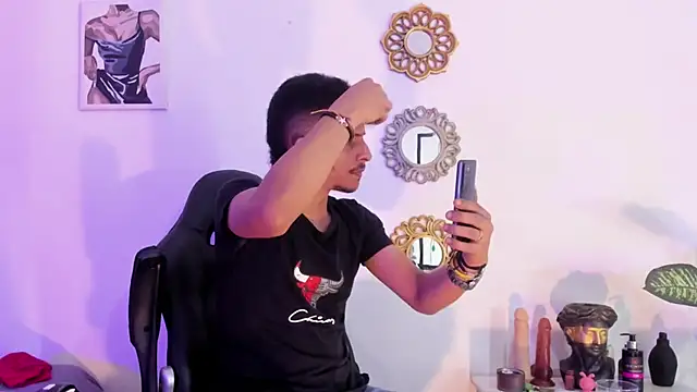 Snapshot of _Tarekk_ chatting on September 27, 2025, 7:19 pm  Tarekk  online show from September 27, 2025, 7:19 pm