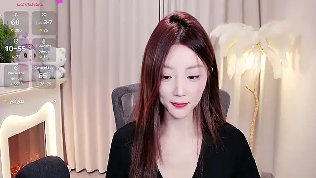 Snapshot of cygj7 chatting on October 24, 2025, 10:33 am cygj7 online show from October 24, 2025, 10:33 am