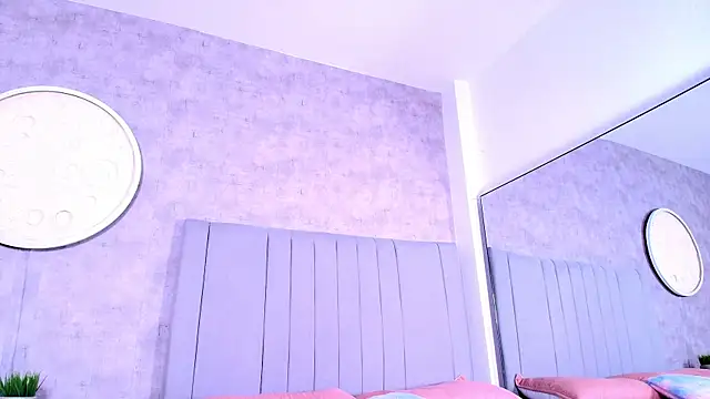 karla-ruiz online show from October 10, 2025, 10:31 pm