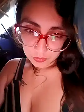 BomBomLuu online show from December 22, 2025, 12:07 am