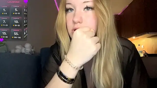 PandaFluff online show from January 8, 2026, 5:48 pm