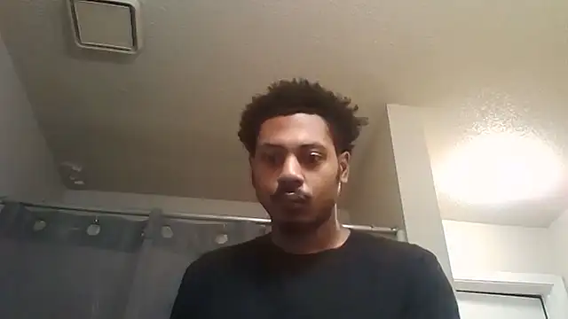 Snapshot of Yungandhungd chatting on September 30, 2025, 1:05 pm Yungandhungd online show from September 30, 2025, 1:05 pm