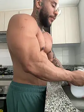 Andrew Johnnson online show from October 22, 2025, 9:03 pm