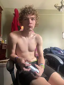 landen432 online show from September 24, 2025, 5:05 pm