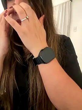 emma hot2006 online show from November 27, 2025, 5:48 pm