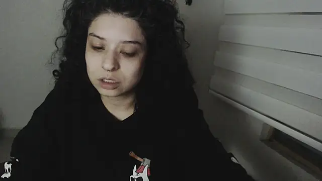 miss carmila1 online show from November 5, 2025, 1:38 am