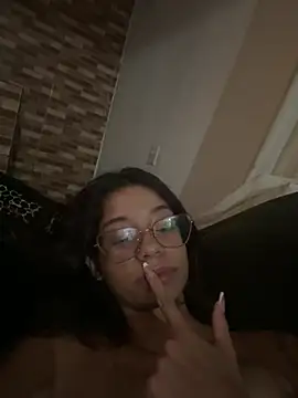 FadaPerigosa online show from January 11, 2026, 3:33 am