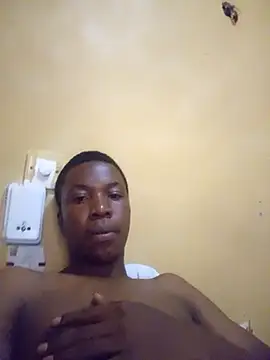 sweetdickboy2 online show from November 18, 2025, 9:03 am