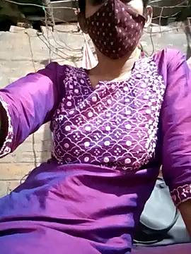 priyastrip314 online show from November 21, 2025, 3:11 pm