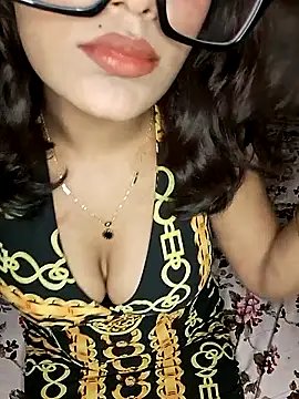 Snapshot of ALEXA_1100 chatting on September 13, 2025, 7:24 pm ALEXA 1100 online show from September 13, 2025, 7:24 pm