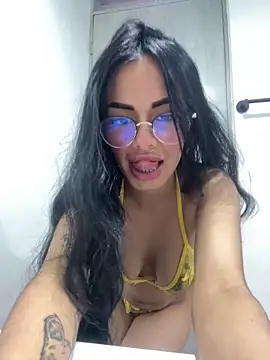 Melissa coch online show from October 26, 2025, 9:53 pm