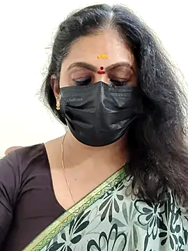 Sweetie swetha37 online show from November 20, 2025, 5:56 pm