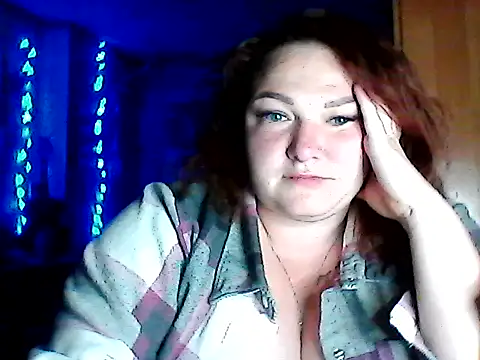 Snapshot of AngelQSky chatting on May 15, 2026, 9:33 pm AngelQSky online show from May 15, 2026, 9:33 pm