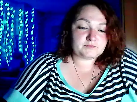 Snapshot of AngelQSky chatting on May 31, 2026, 8:43 pm AngelQSky online show from May 31, 2026, 8:43 pm
