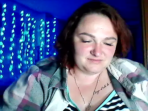 Snapshot of AngelQSky chatting on June 3, 2026, 8:03 pm AngelQSky online show from June 3, 2026, 8:03 pm