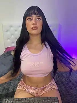 kylie444  online show from September 9, 2025, 11:37 pm