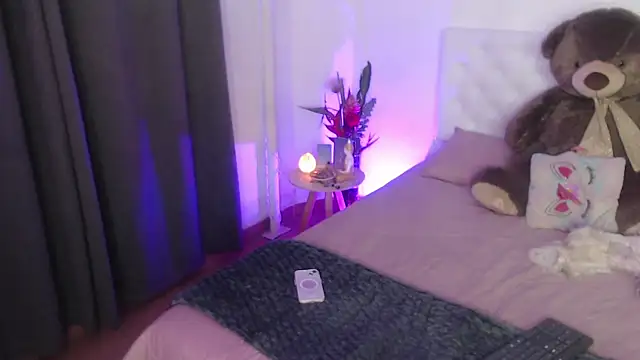 kylie444  online show from October 11, 2025, 9:57 pm