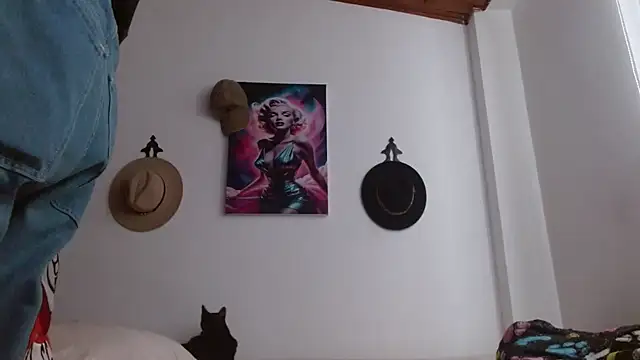 Snapshot of Crystal_Star_ chatting on February 23, 2026, 1:19 pm Crystal Star online show from February 23, 2026, 1:19 pm