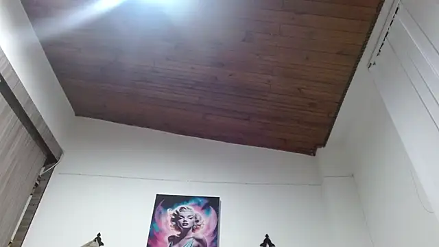 Snapshot of Crystal_Star_ chatting on March 4, 2026, 11:16 am Crystal Star online show from March 4, 2026, 11:16 am