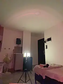 Enyagleam  online show from December 23, 2025, 2:53 am