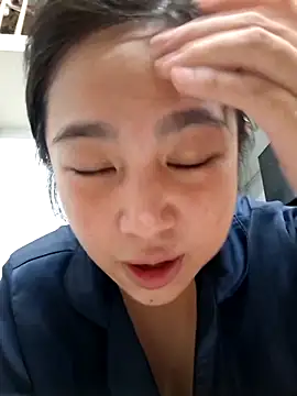 Minn-cute online show from November 4, 2025, 2:54 am