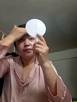 Minn-cute online show from March 26, 2026, 1:33 am