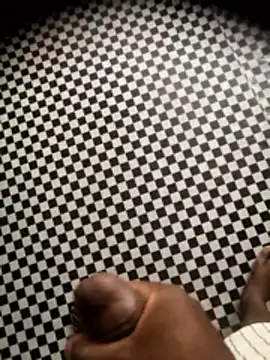 Snapshot of LerlohB chatting on March 12, 2026, 12:11 pm LerlohB online show from March 12, 2026, 12:11 pm