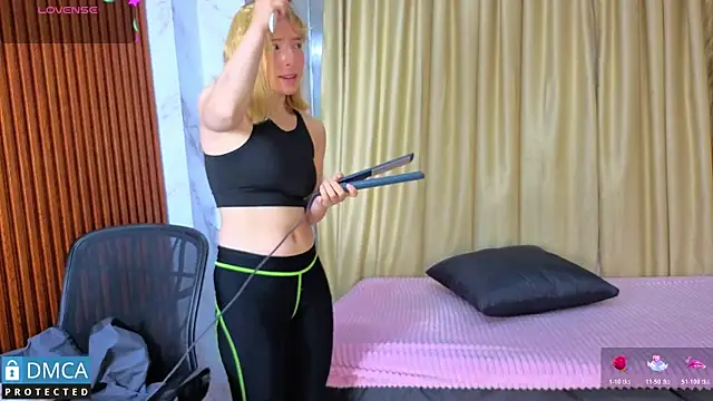 Snapshot of nena_cupcake_ chatting on March 28, 2026, 11:10 am nena cupcake online show from March 28, 2026, 11:10 am