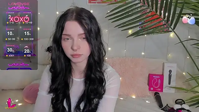 BlackyLii online show from December 17, 2025, 1:33 am