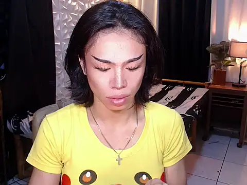 WILDROXIE online show from October 3, 2025, 11:02 pm