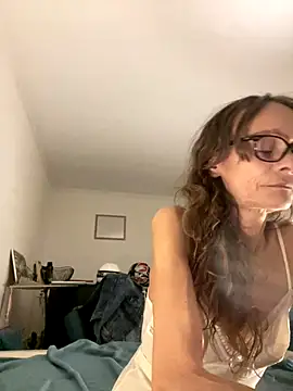 Chris06d22xh online show from September 10, 2025, 6:30 pm