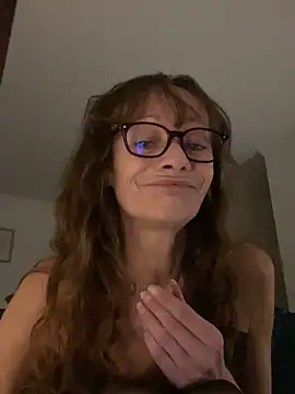 Chris06d22xh online show from October 16, 2025, 7:26 pm