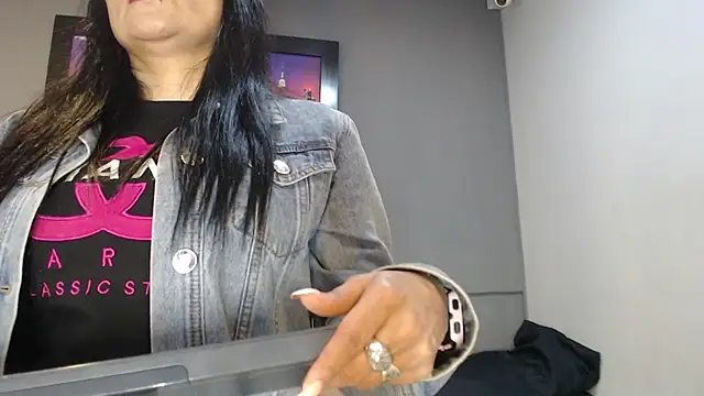 CharlotteCottin online show from March 25, 2026, 11:16 am