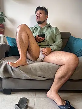 Snapshot of DADDYTTEDY1 chatting on April 21, 2026, 9:28 pm DADDYTTEDY1 online show from April 21, 2026, 9:28 pm