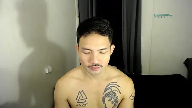 Thefriskyasian online show from April 5, 2026, 9:39 am