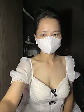 Hana-44 online show from October 22, 2025, 6:29 pm