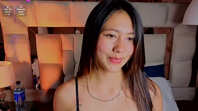 Aria Joness  online show from June 22, 2026, 9:23 pm