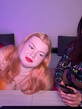  Adele Moor  online show from October 12, 2025, 9:03 pm