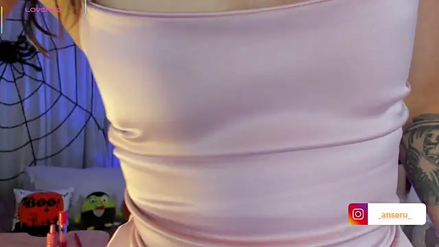 Anseru  online show from October 29, 2025, 11:34 am