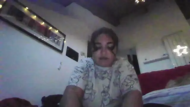 LadySophia03 online show from November 18, 2025, 4:00 pm