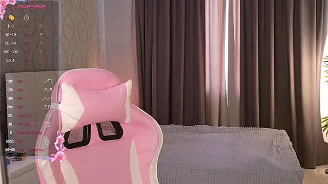 HeyMonkey  online show from November 3, 2025, 12:28 pm