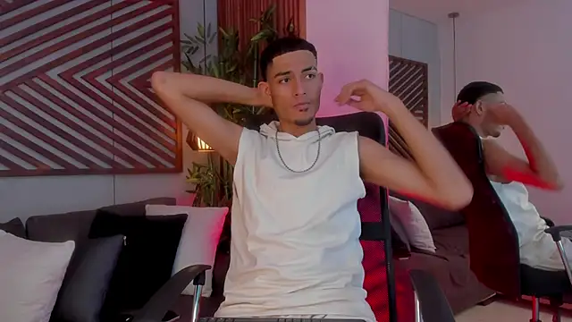 Snapshot of Adonis_WB chatting on September 12, 2025, 7:58 pm Adonis WB online show from September 12, 2025, 7:58 pm